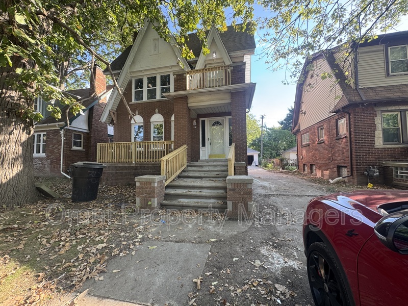 Detroit Condo: 3626 Courville St