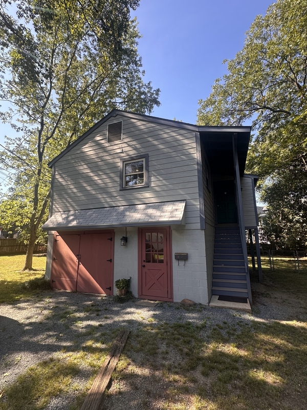 Charlotte House: 1012 A East 35th Street