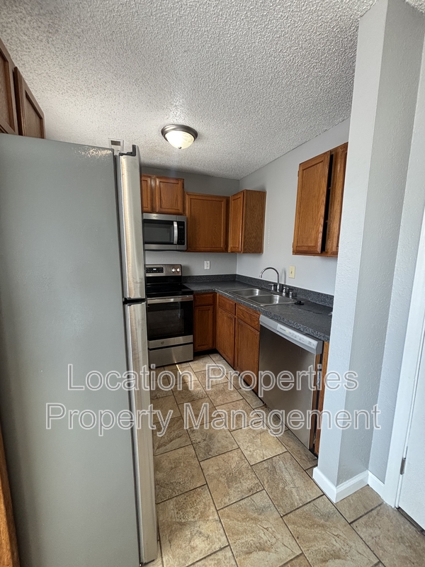 503 Colorado Street #1 - 503 #1, Lawrence, Kansas rental photo 6 of 13