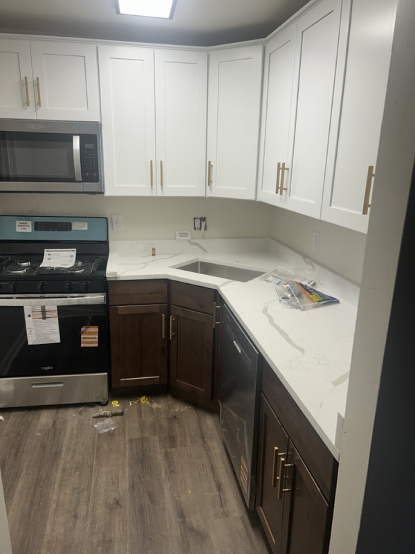 Baltimore House: 301X Dupont Ave