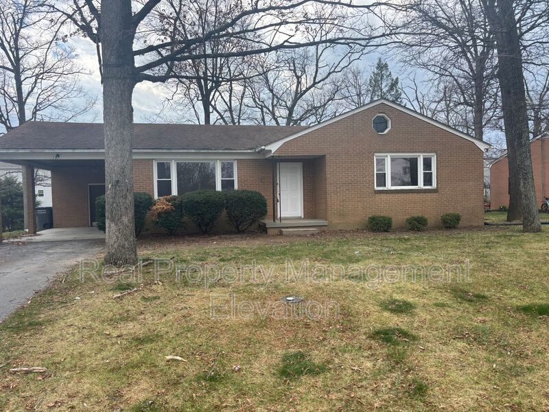 Winchester House: 197 Westwood Dr.