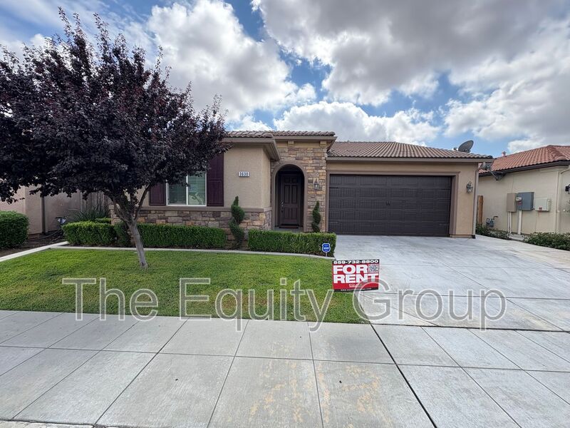 Clovis House: 3630 Griffith Ave