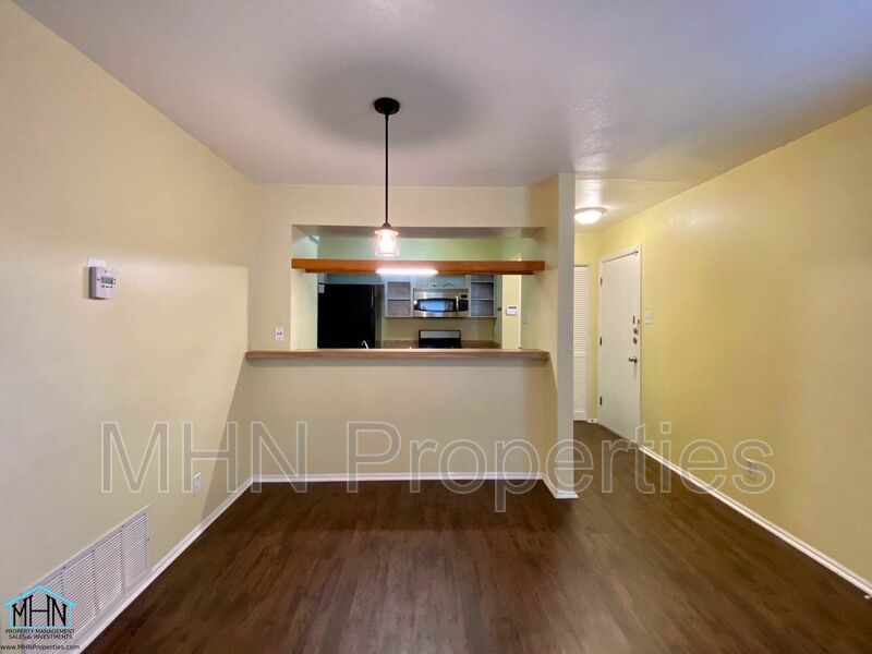 Bright and Spacious Condo near 410, I-35 and 281, in the Broadway Corridor! - Preview 5