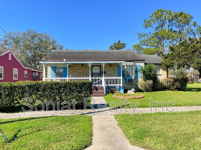 New Orleans House: 1403 Murl Street