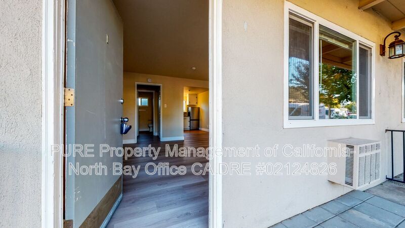 Santa Rosa Condo: 560 Dexter Street