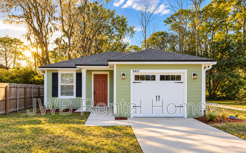 Jacksonville House: 8937 5th Ave