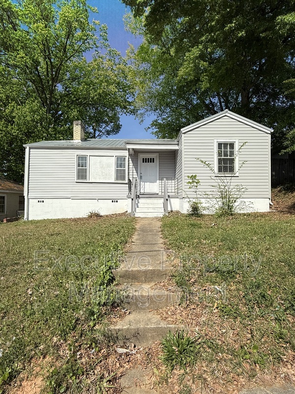 Birmingham House: 4716 Court M