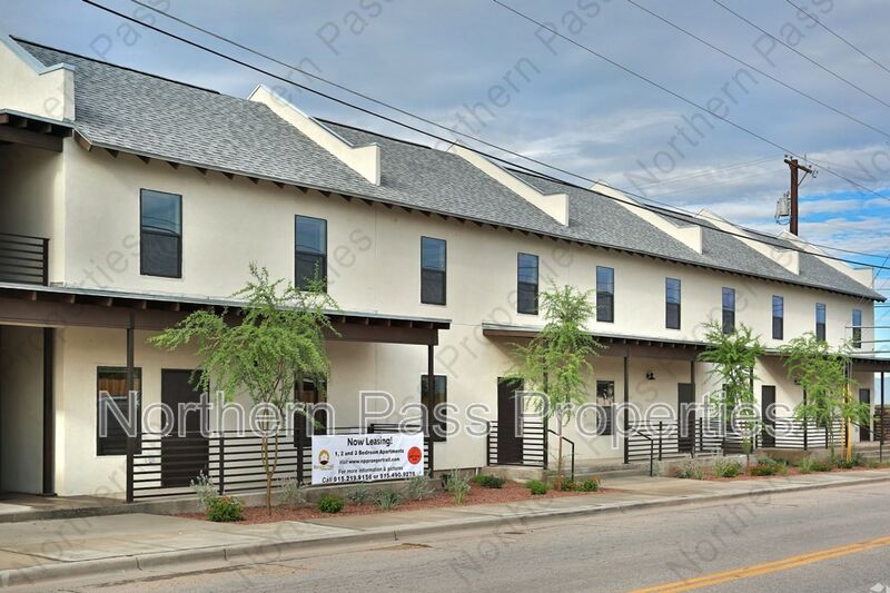 El Paso House: 1061 Ranger Trail