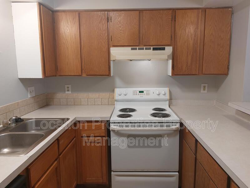 3810 Overland Drive - 3, Lawrence, Kansas rental photo 6 of 20