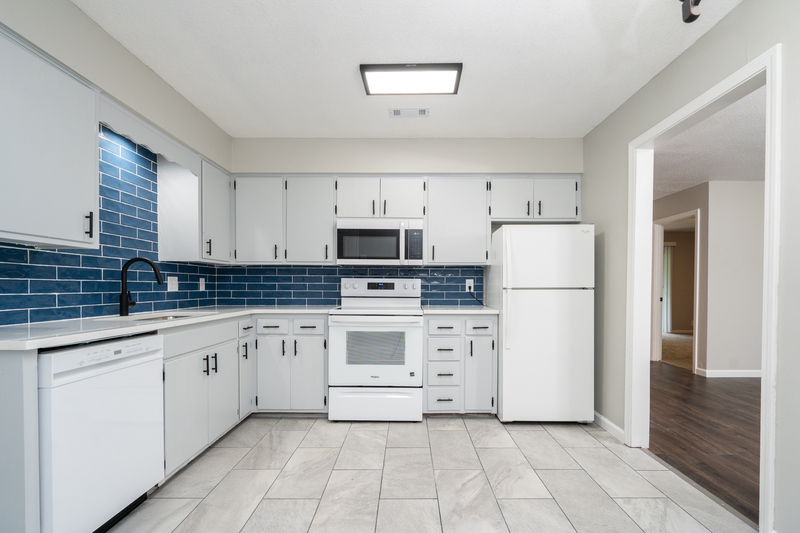 Lawrence Condo: 2507 Winterbrook Dr.