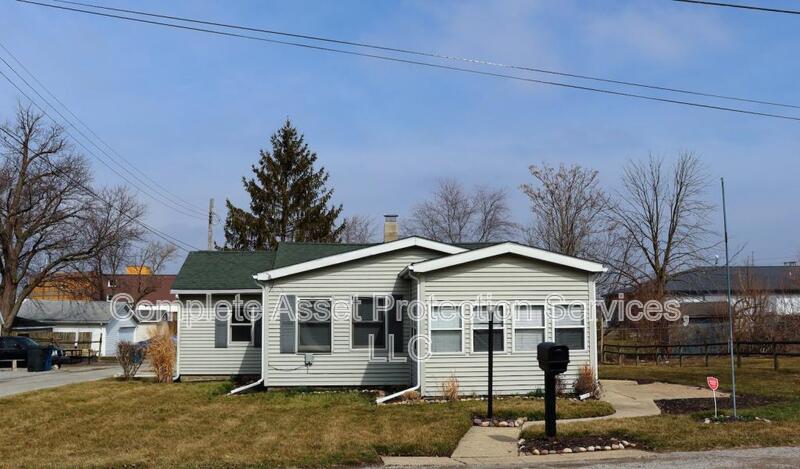 Crown Point House: 718 Turner St