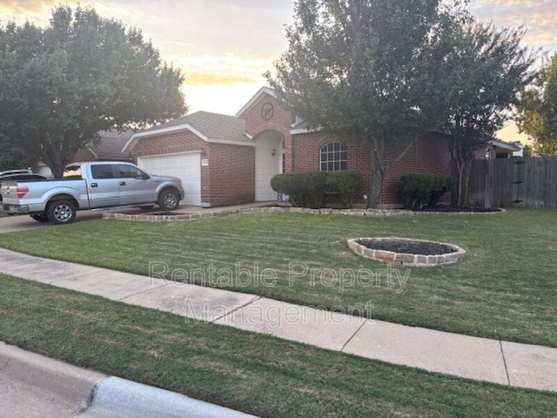 Burleson House: 12352 Silvermist Trl