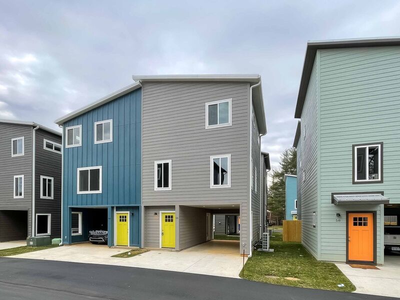 Arden House: 56 W. Cascade Street