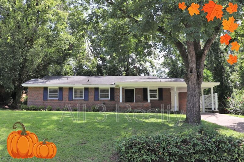 Montgomery House: 939 Green Ridge Court