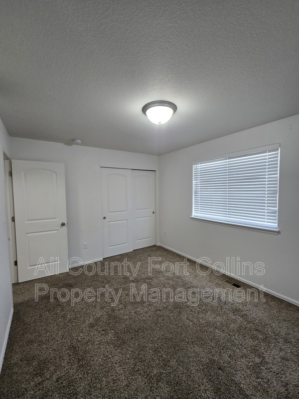 Main Rental Photo 18