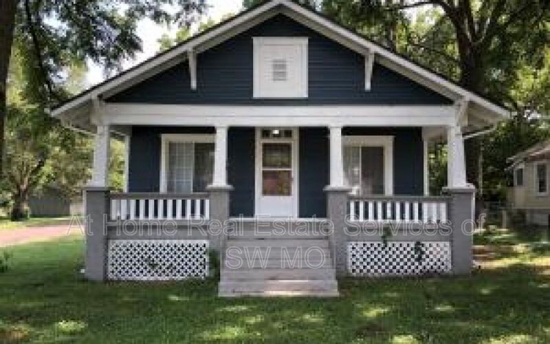 Springfield Condo: 2000 W College