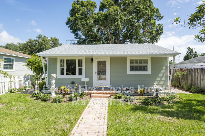 Main image for 835 49th Ave N