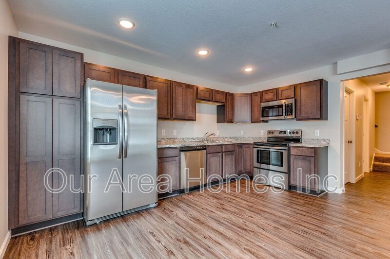 Zimmerman House: 12624 Pond View Rd