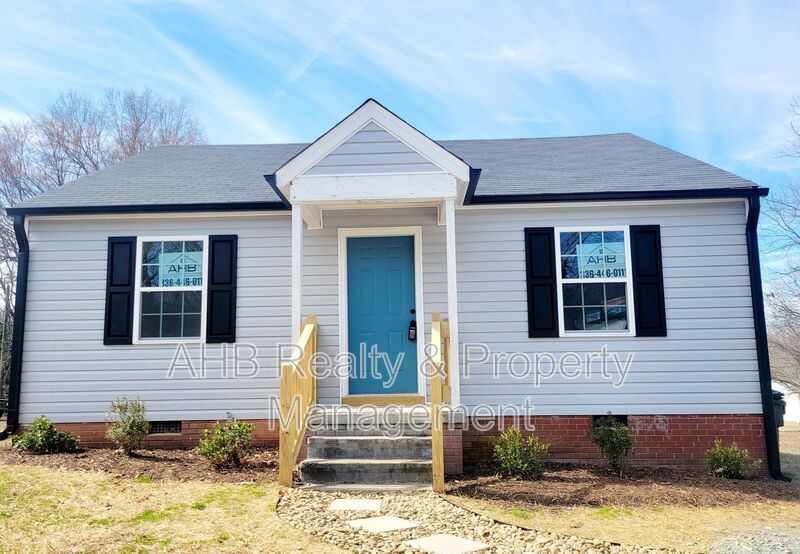 Burlington House: 709 Maryland Ave