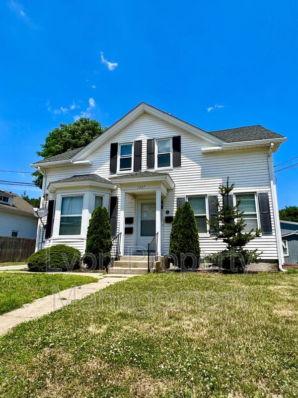 Request a Viewing for 1027 Toll Gate Rd, Unit C Tenant Turner