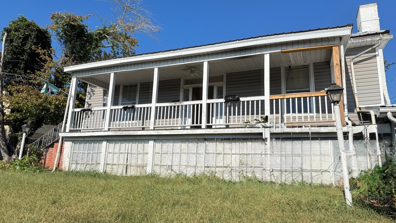 Sweetwater Condo: 405 North High Street - 1