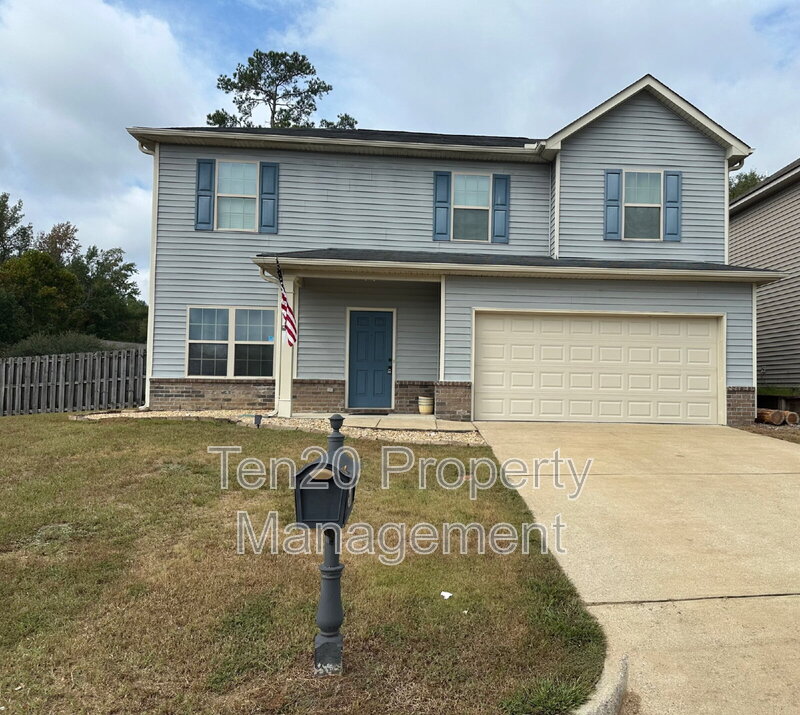 Phenix City House: 80 Willow Trace Drive