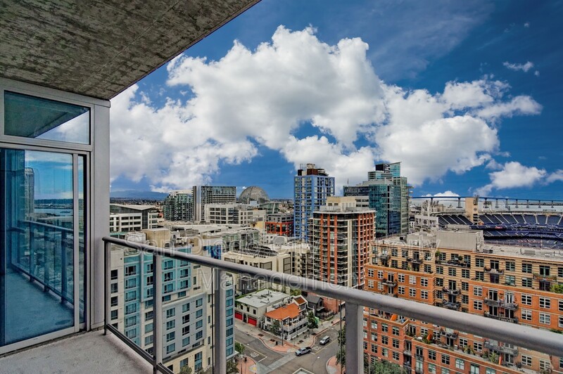 San Diego Condo: 800 The Mark Lane