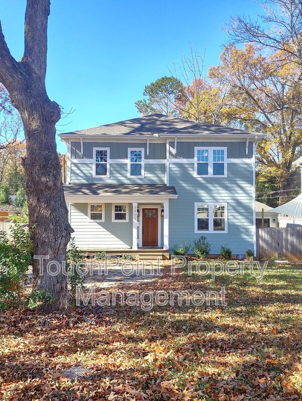 Charlotte House: 1716 Berryhill Road