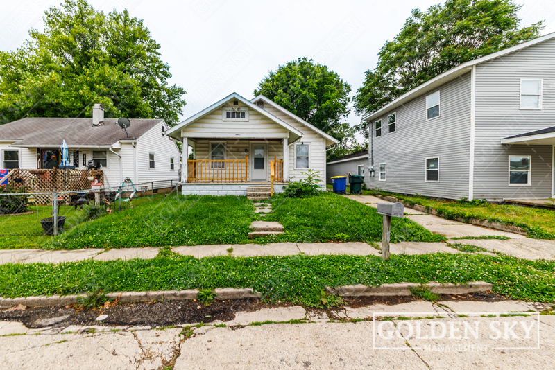 Muncie House: 2307 South Jefferson Street