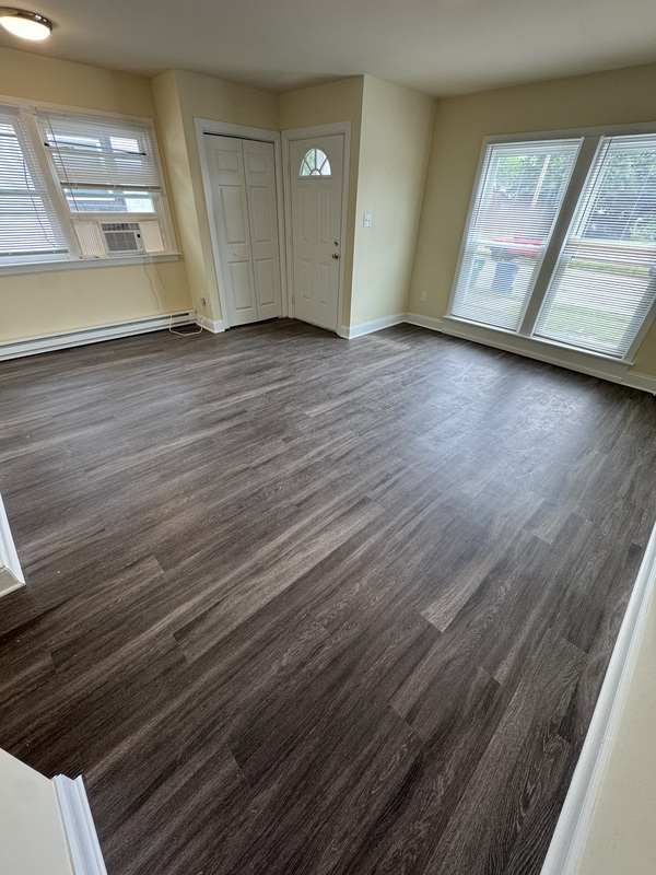 Petersburg Condo: 408 S West St