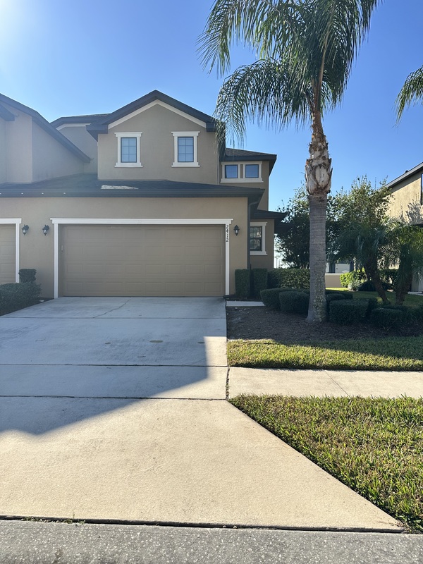 Saint Cloud House: 2412 Seven Oaks Dr