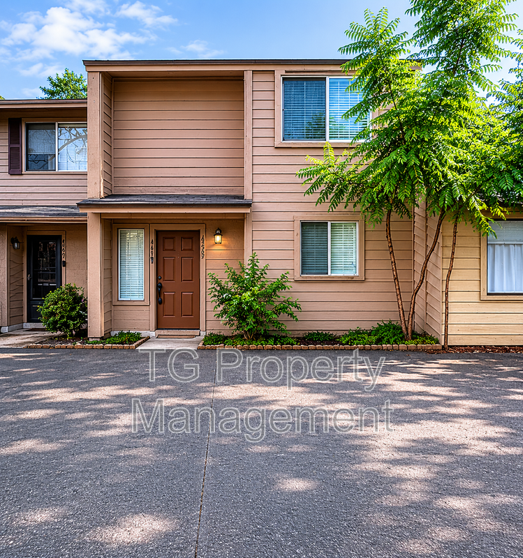 Jacksonville House: 4403 Windergate Drive