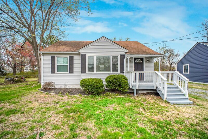 Fredericksburg House: 6339 Old Plank Road