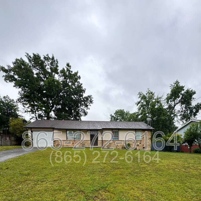 Knoxville House: 6436 Tewksbury Dr