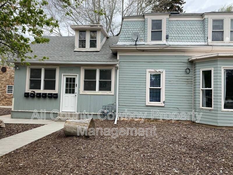 Laramie Condo: 418 S 6th St