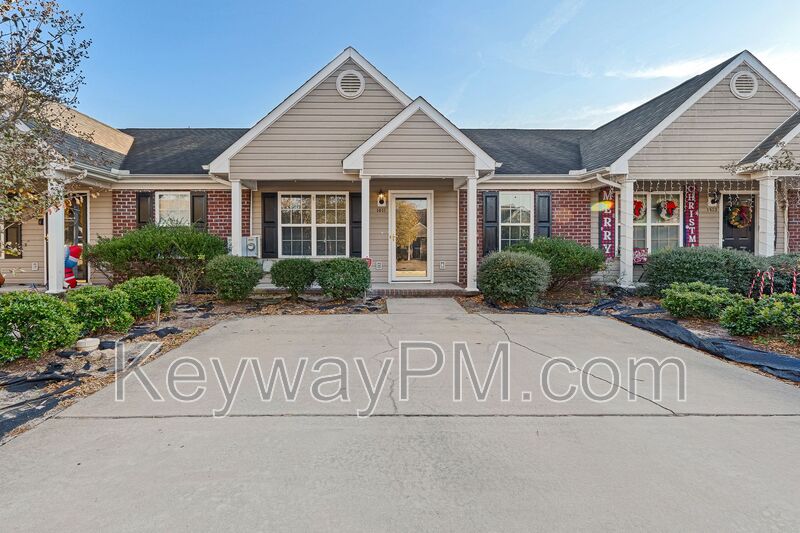 Grovetown House: 1611 Bradley Way