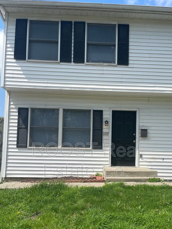 Columbus House: 1107 Sidney St.