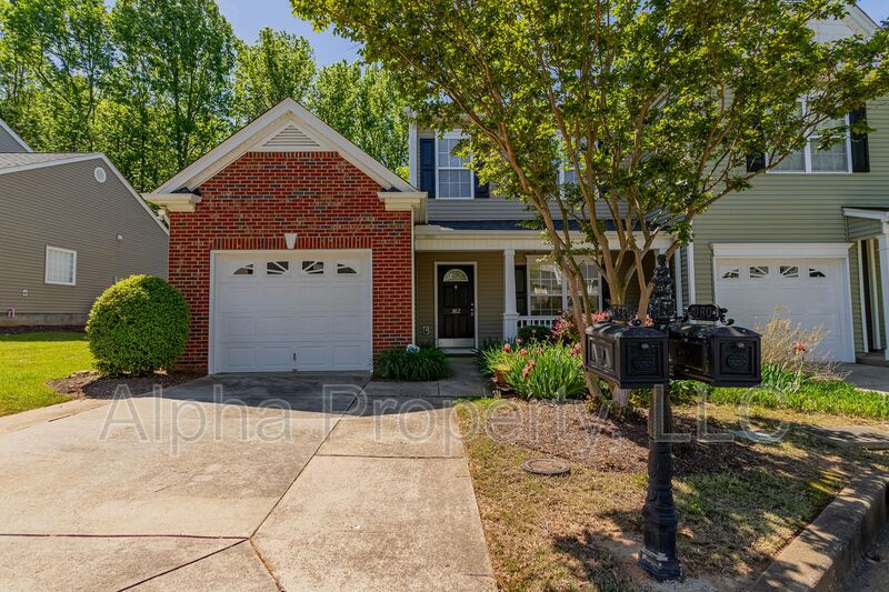 Greenville Townhome: 382 Juniper Bend Cir