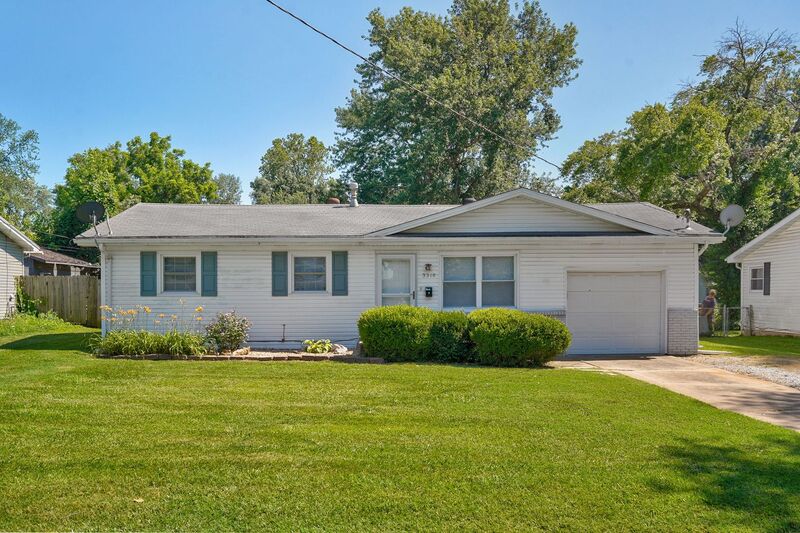 Springfield House: 3318 W Dorber Dr