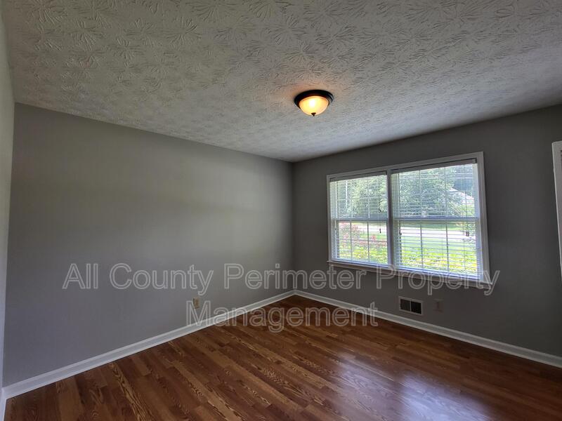 Main Rental Photo 11