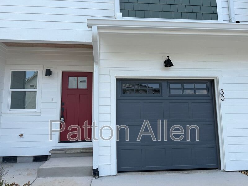 Asheville Townhome: 30 Brice St
