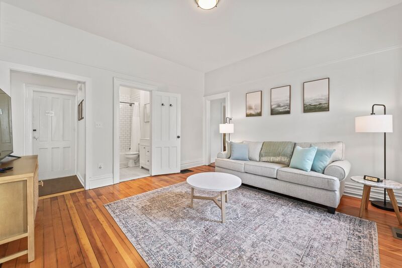 Saratoga Springs Condo: 1 Oak Street