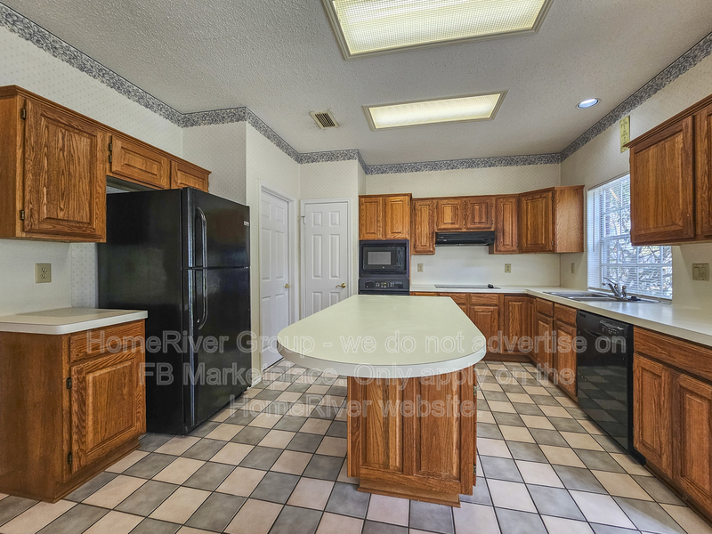 San Antonio House: 13814 Shavano Ridge