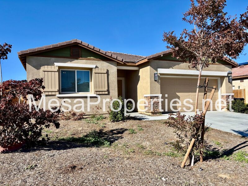 Adelanto House: 11574 Miranda Dr.