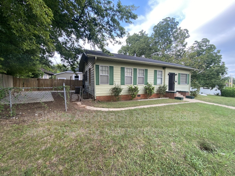 Fairfield House: 5001 Farrell Avenue