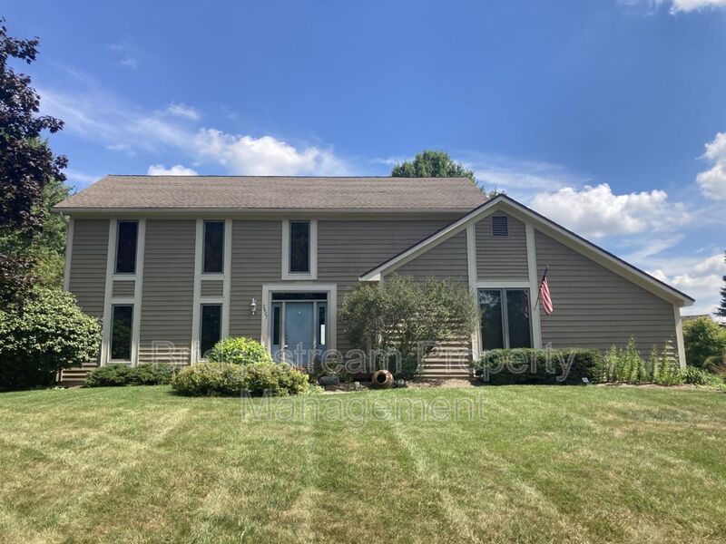 Dayton House: 2627 Gentle Wind Point