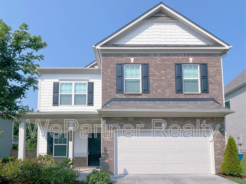 Lawrenceville House: 1831 Campbell Oaks Dr