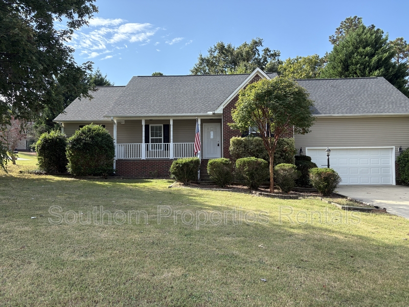 Cameron House: 1709 Ponderosa Trail