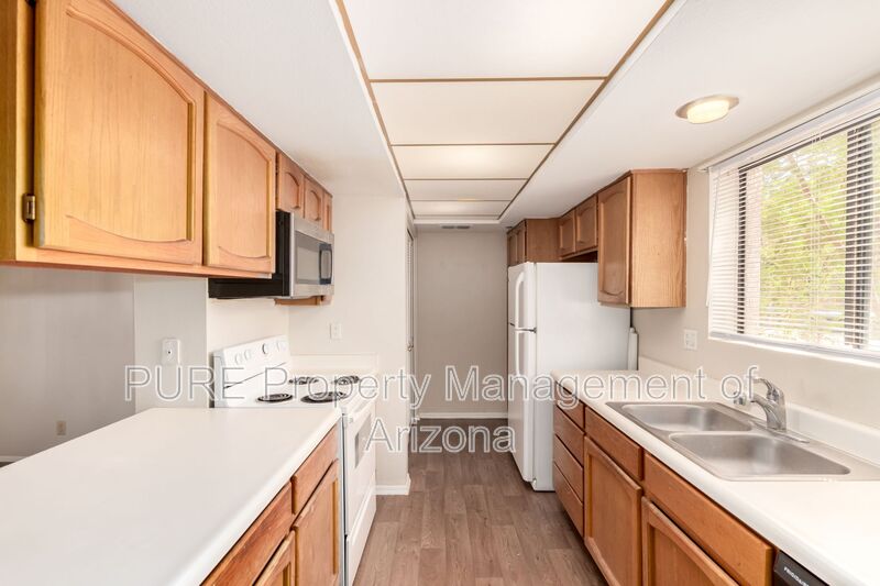 Scottsdale Condo: 3031 N Civic Center Plaza