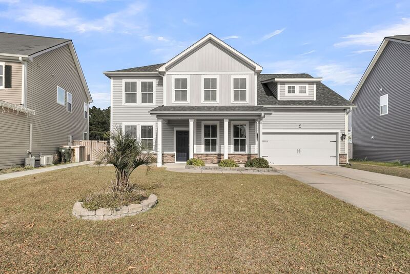 Summerville House: 316 Beachgrass Ln